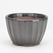 【瀬戸焼】 菊型 3号 黒マット 幅9.8cm×高さ6.5cm