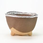 信楽焼 椀型三ツ足 手造り鉢 4号 茶 幅11cm×高さ7.5cm