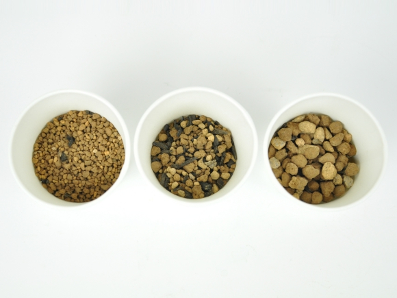 盆栽の土【大粒10mm-M】オリジナル配合  重さ:1.5kg  内容量:1.8L